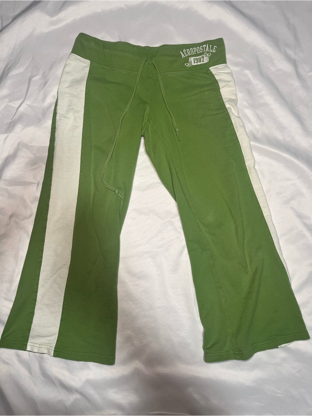 Y2K Aéropostale Capri Logo Flared Sweatpants Women’s XS Green